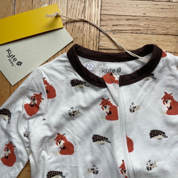 Kyte baby 12-18 month fox hedgehog onesie NWT - Picture 2 of 5